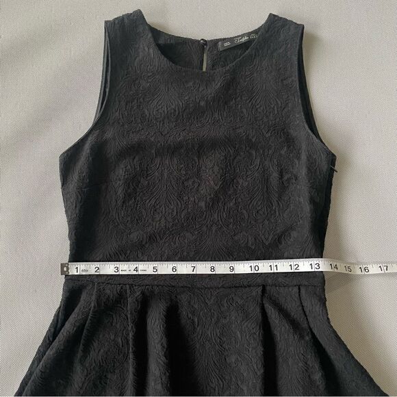 Zara Black Peplum MMXII Collection Flare Sleeveless Blouse Women’s Size Medium - Picture 8 of 10